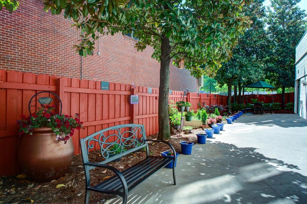 Hyatt Place Atlanta Buckhead Bagian luar foto