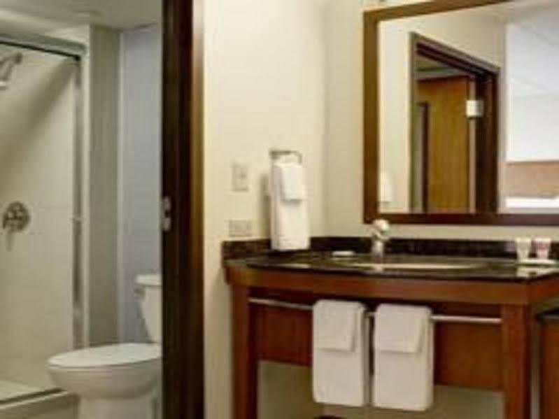 Hyatt Place Atlanta Buckhead Bagian luar foto